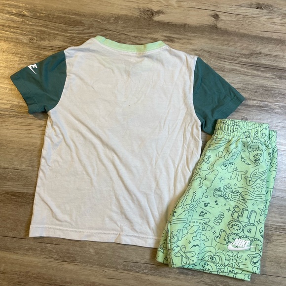 Nike Kids Outfit – T-Shirt & Shorts Set (Size 7) - Picture 7 of 15
